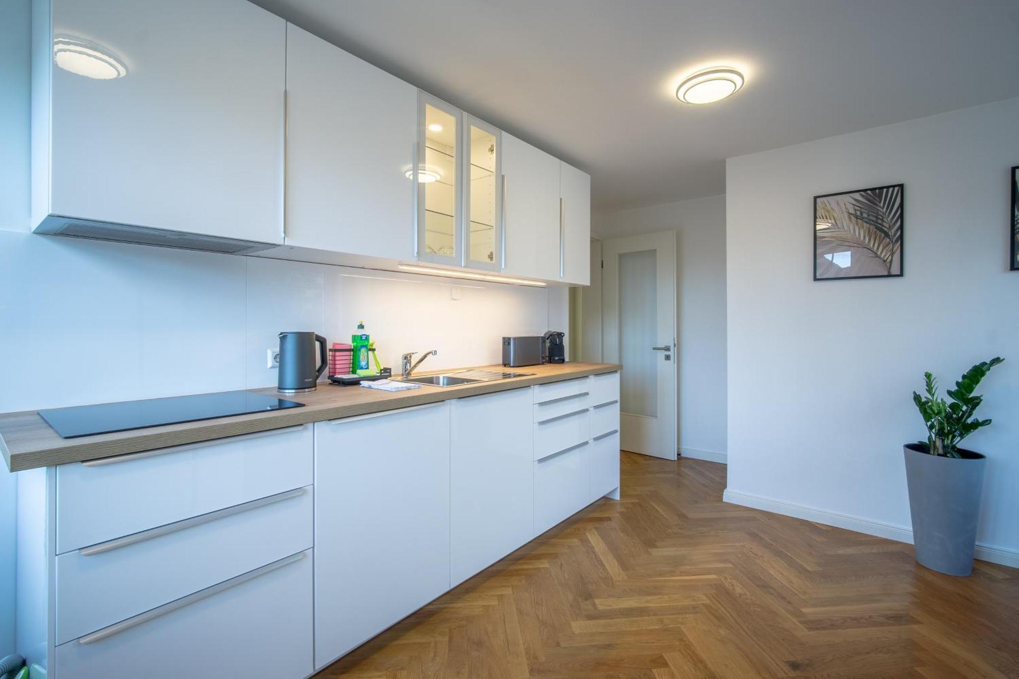 Coview - Design Apartment - 2 Schlafzimmer - Kueche - Highspeed Wlan Drezda Kültér fotó